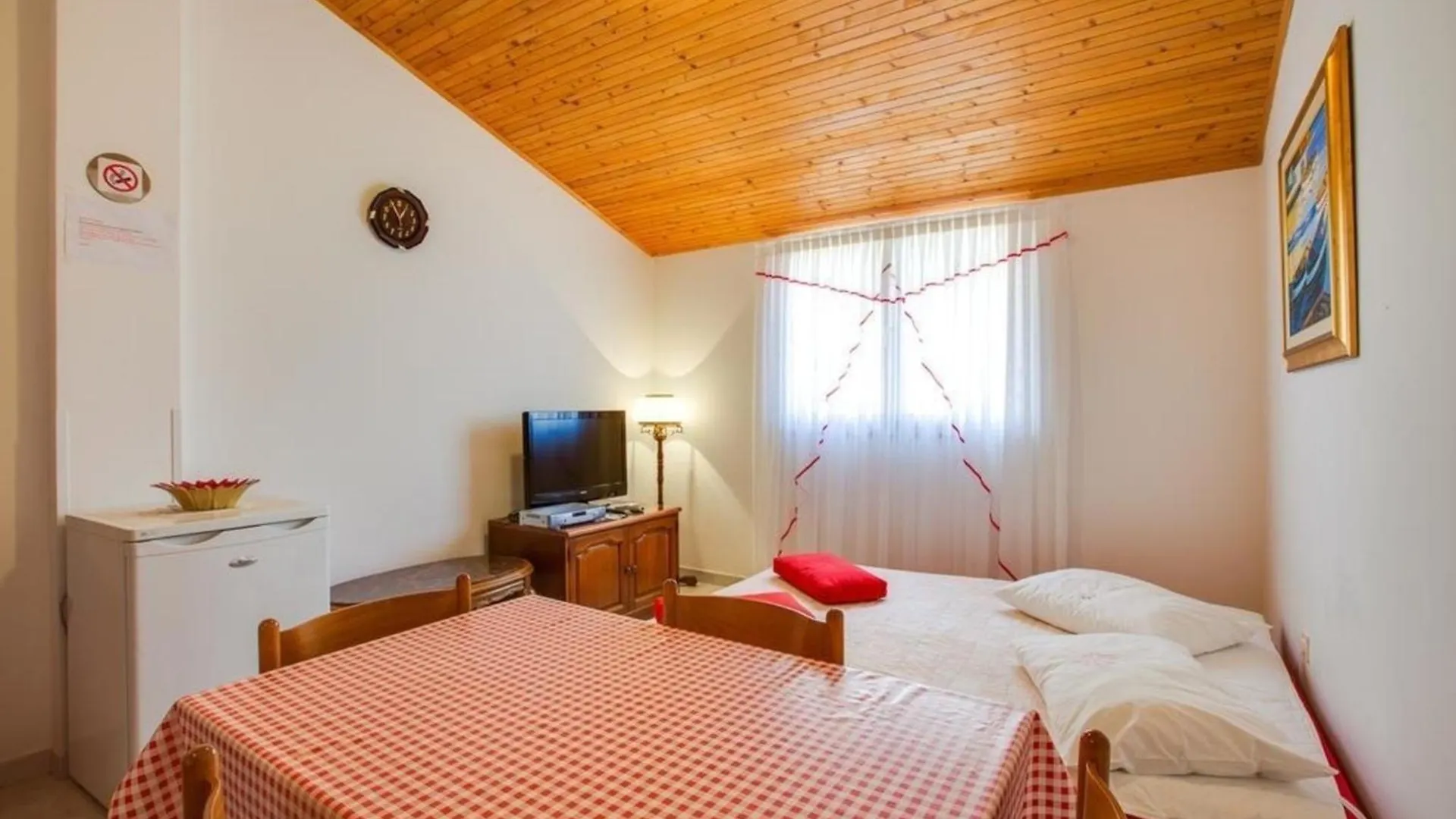 Apartment Ferienwohnung Fuer 4 Personen Ca 36 Qm In Pula, Istrien Istrische Riviera Croatia